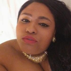 Meet your Posher, Leticia